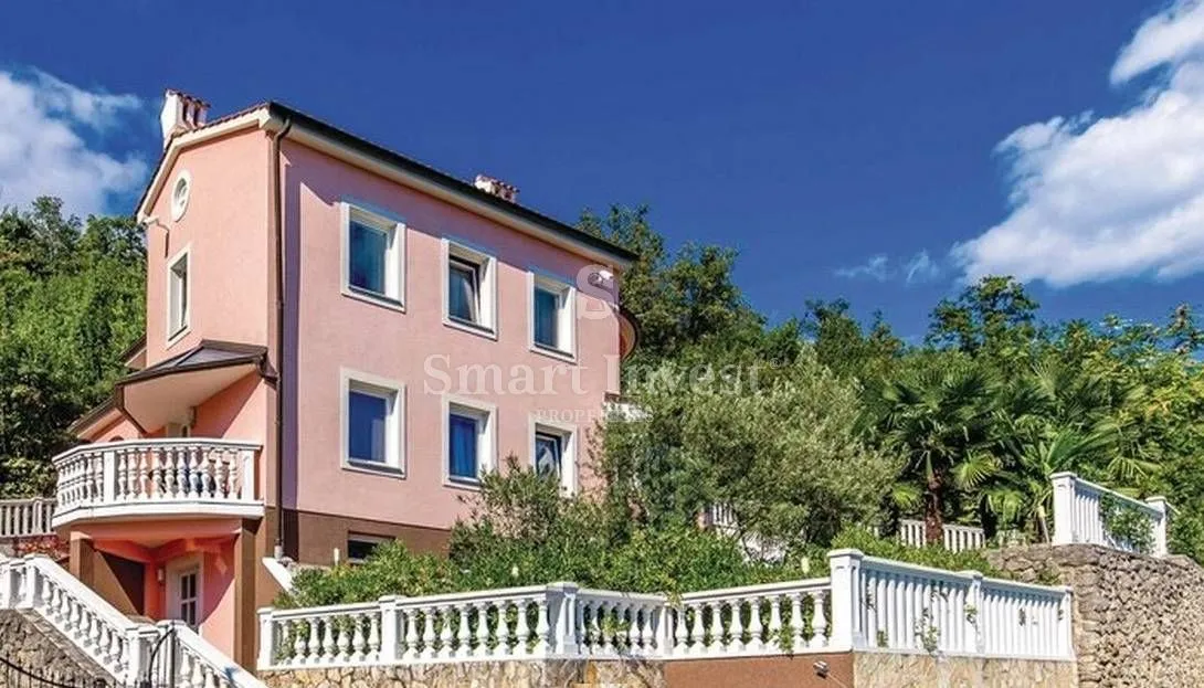 opatija, vila 460 m2 na izdvojenoj lokaciji nedaleko mora! - slika 5