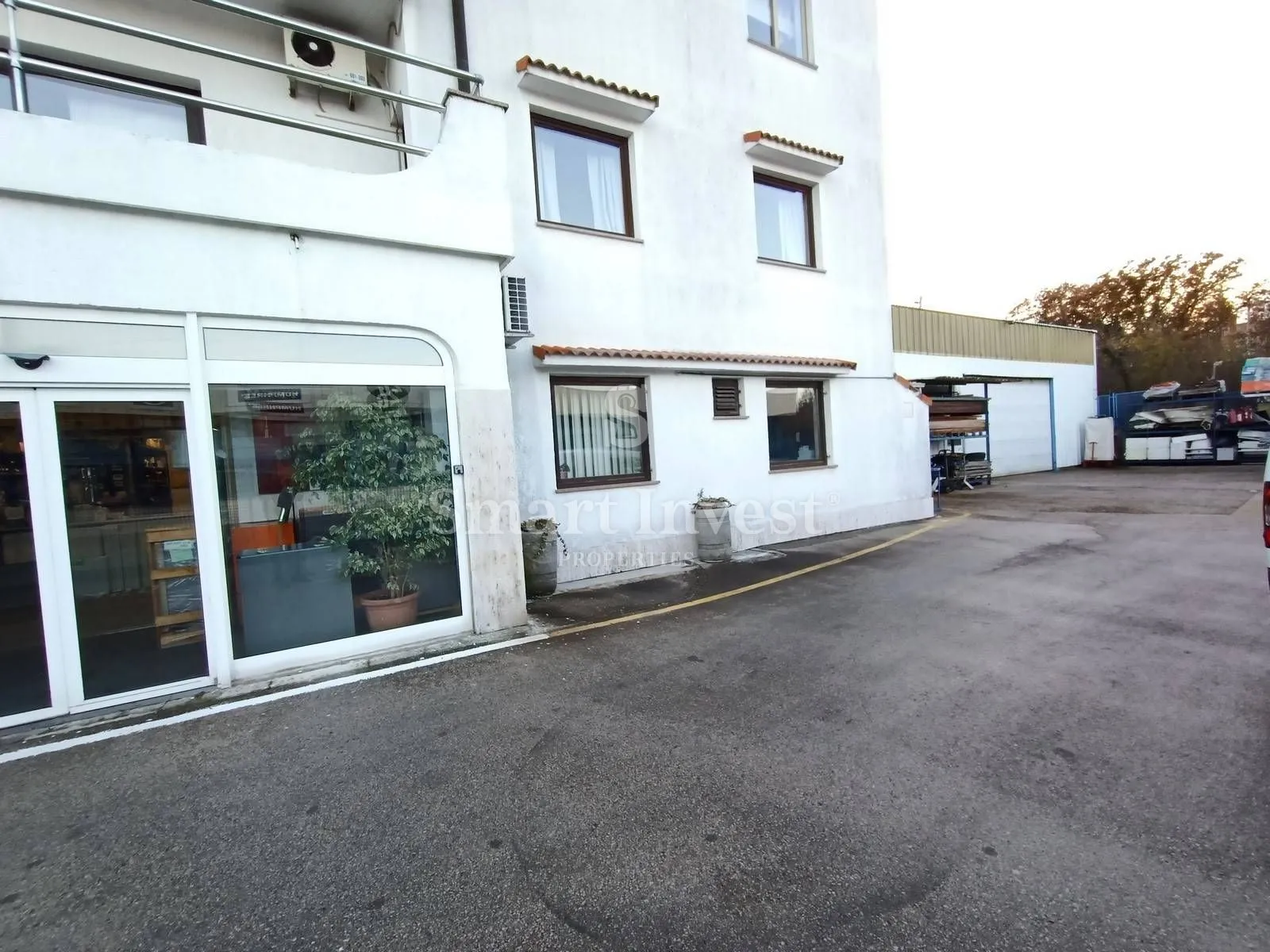 MARINIĆI, poslovni prostor površine 503 m2 - Marinići, Viškovo