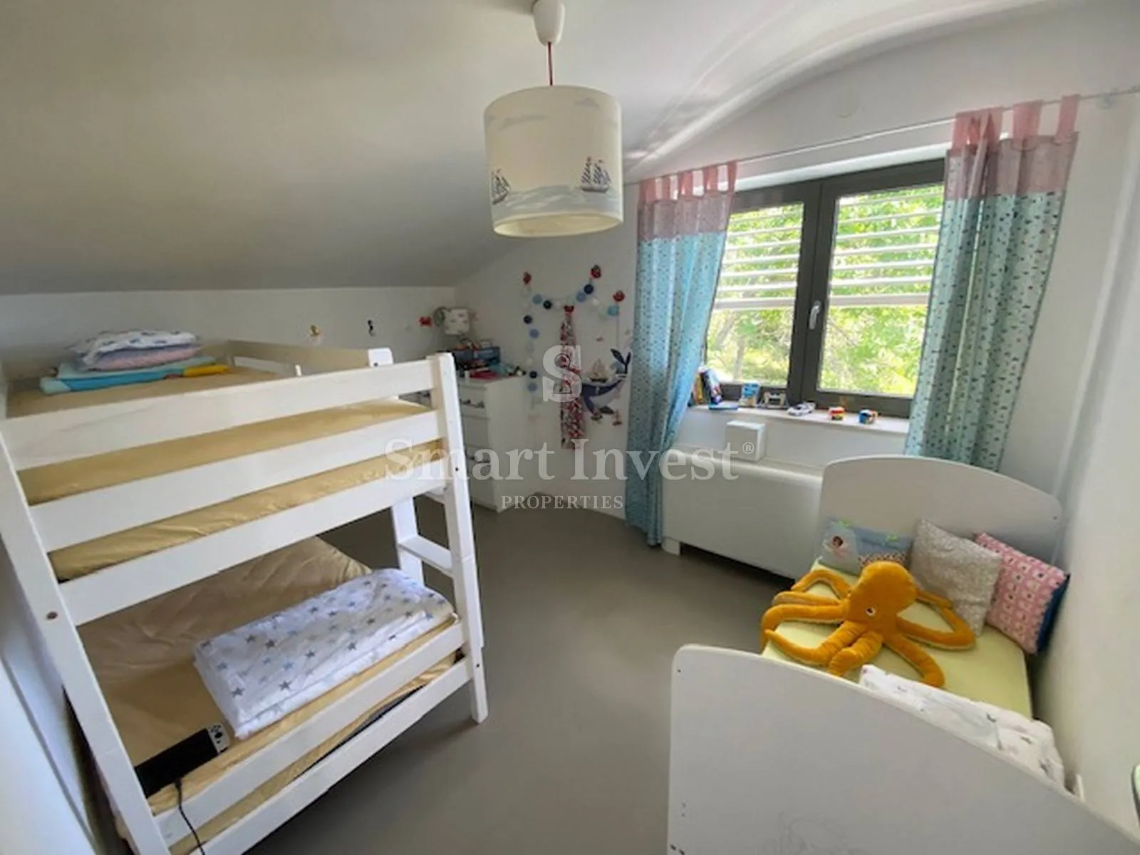 ičići - poljane, kuća površine 500 m2 - slika 15