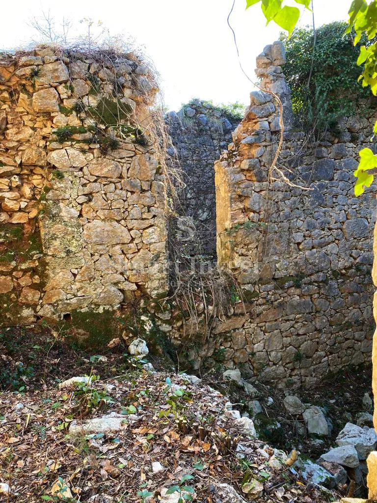 opatijska rivijera, teren od 3.282 m2 sa 7 starina i projektom, pogled na more - slika 24