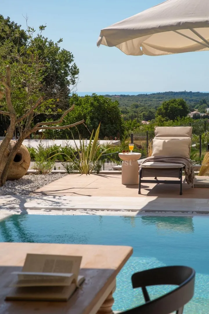 istra - poreč okolica, vrhunska dizajnerska vila s 5 spavaćih soba i wellnessom - slika 9