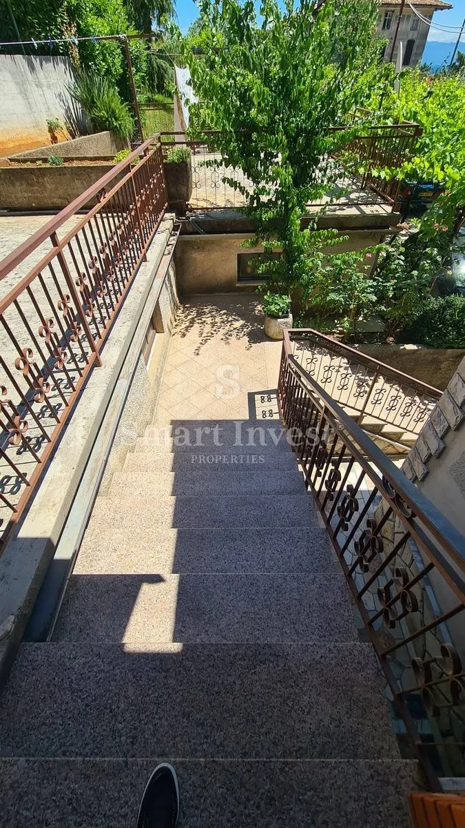 lovran, etaža kuće 169 m2 s okućnicom u blizini mora i centra - slika 19