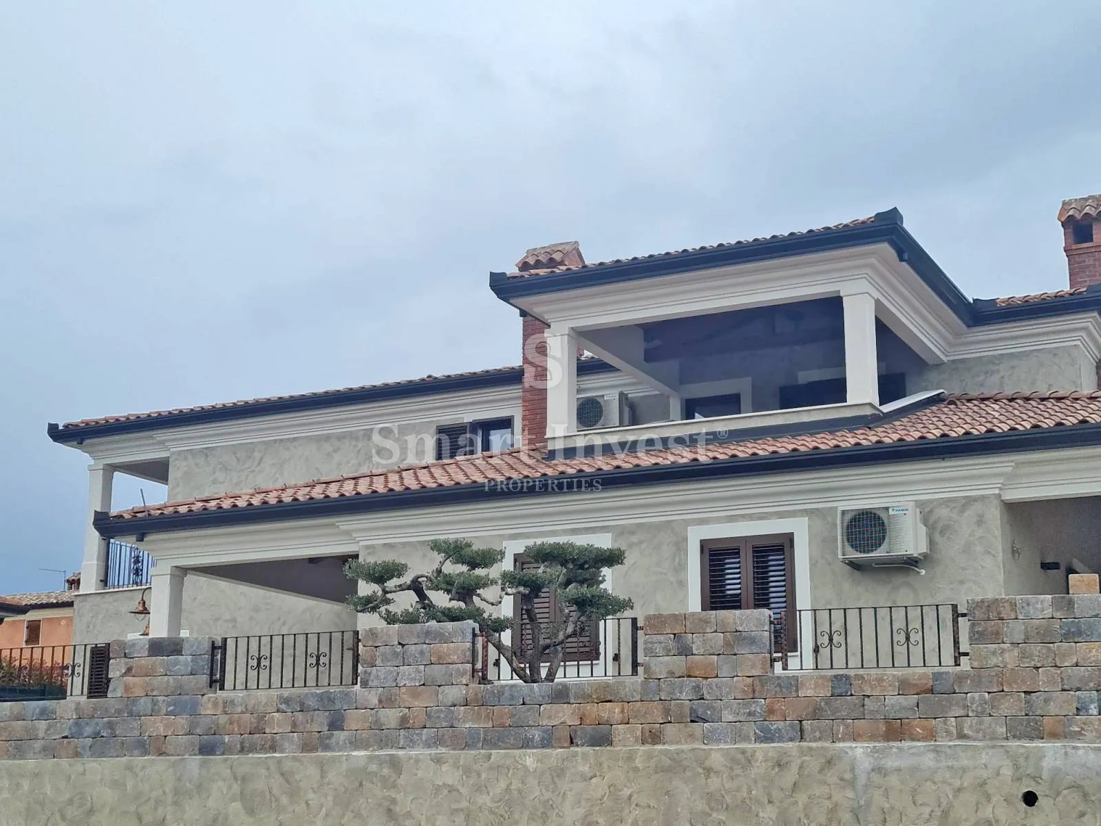 buje - kaštel, nova vila s bazenom u blizini slovenske granice - slika 11