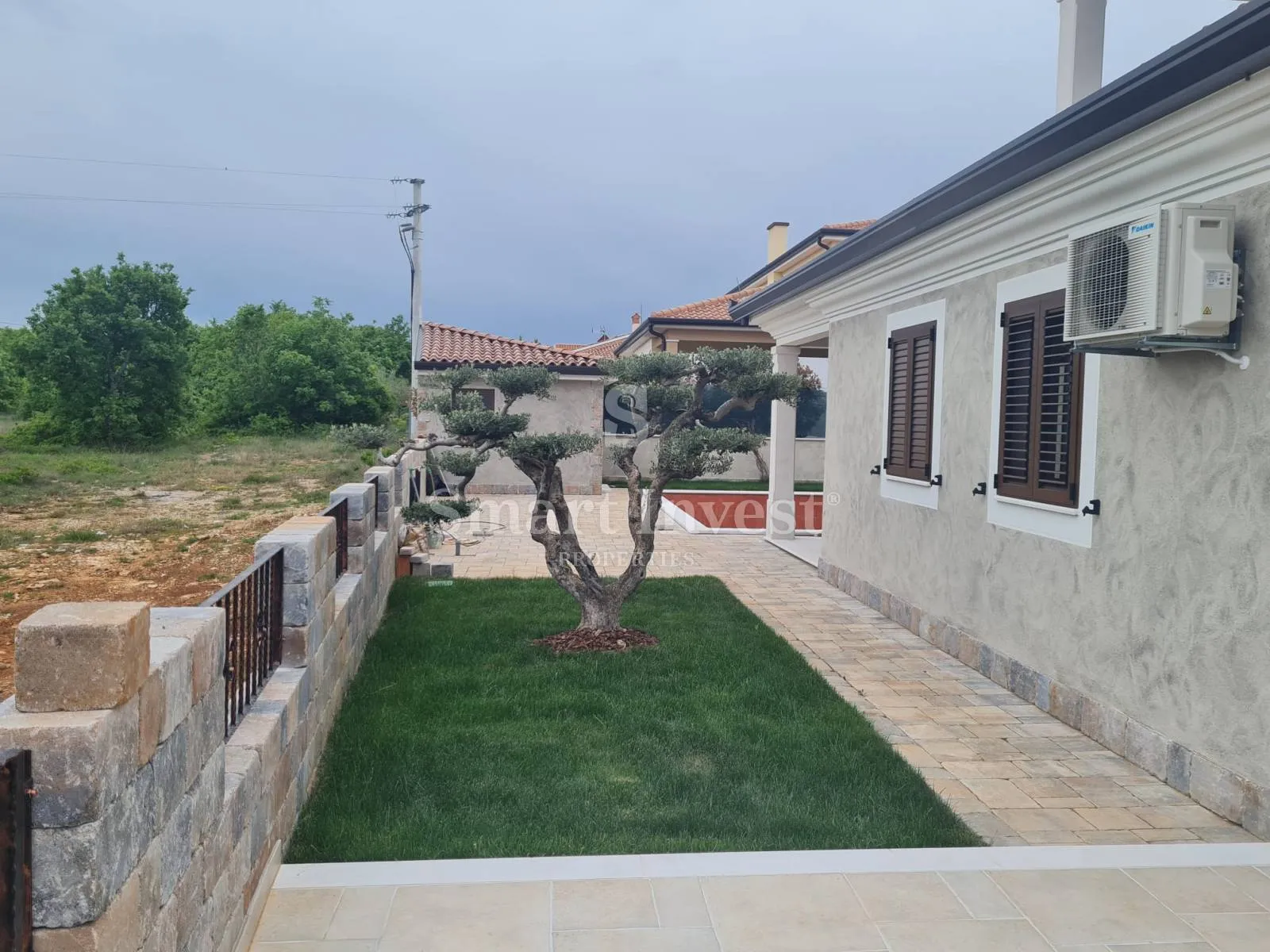 buje - kaštel, nova vila s bazenom u blizini slovenske granice - slika 20