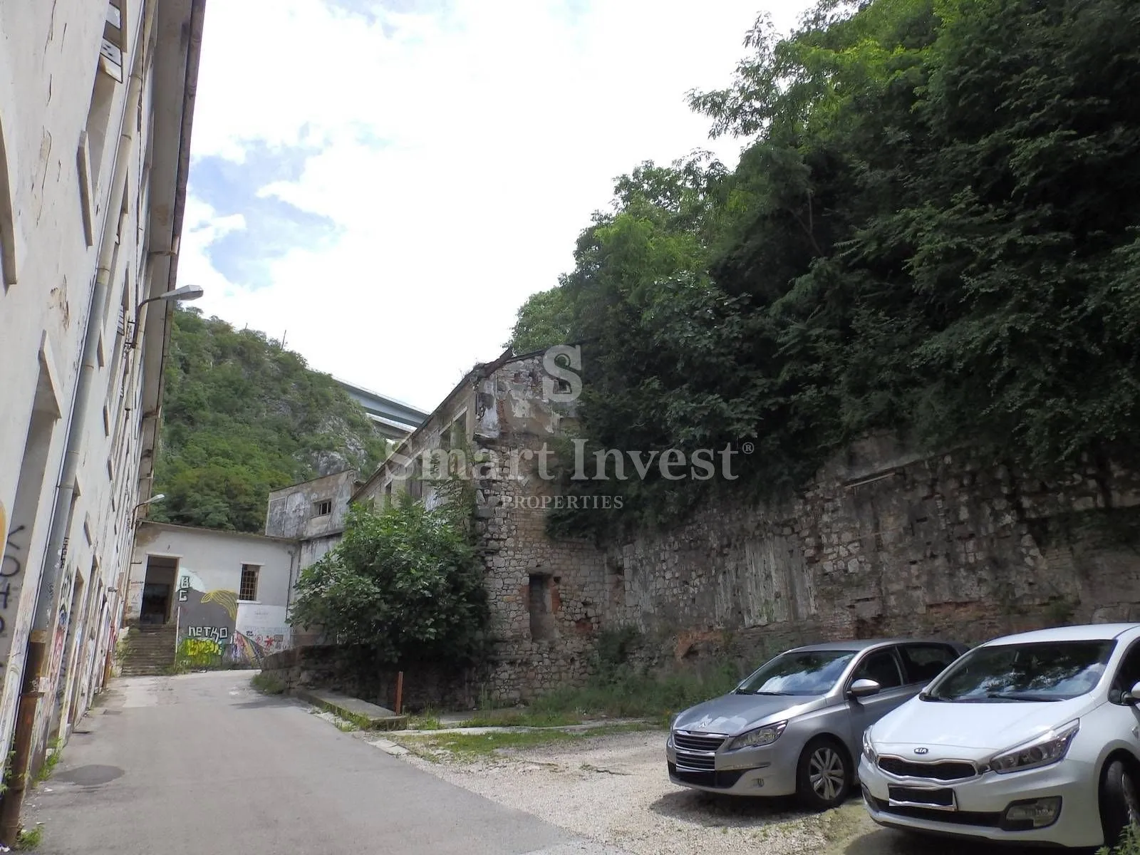 rijeka - centar, prodaje se hala od 10.000 m2 - slika 2