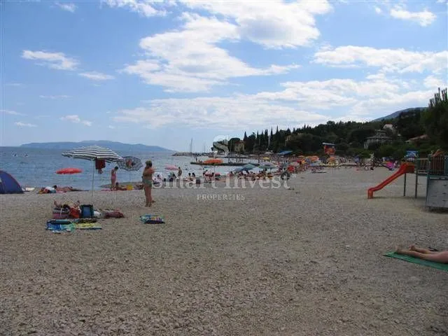 ičići, luksuzan stan 2s+db s pogledom na more, 50 m od mora! - slika 15