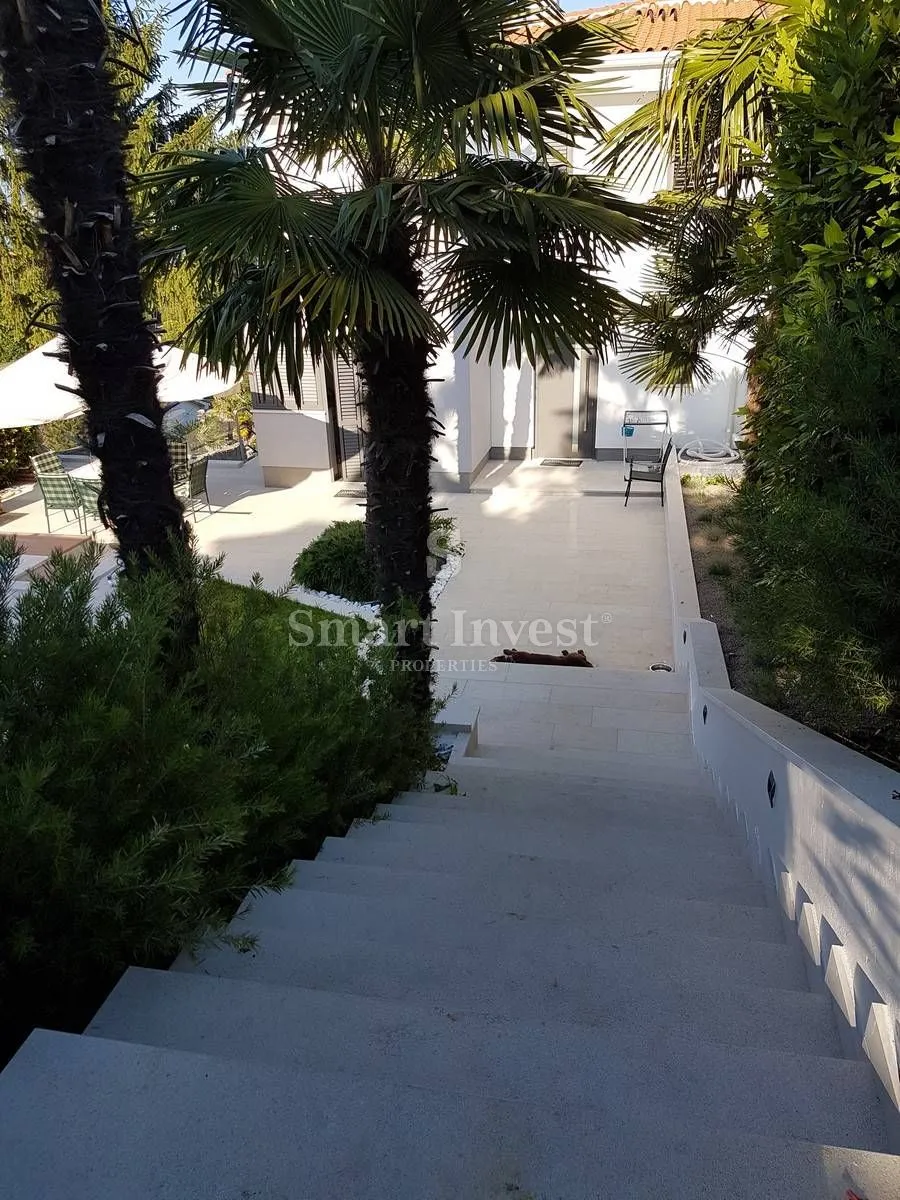 ika, novouređena kuća od 290 m2 s prekrasnim pogledom! - slika 4