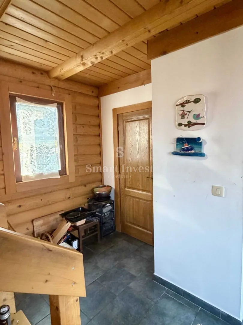 delnice, šarmantna drvena kuća okružena prirodom - slika 12