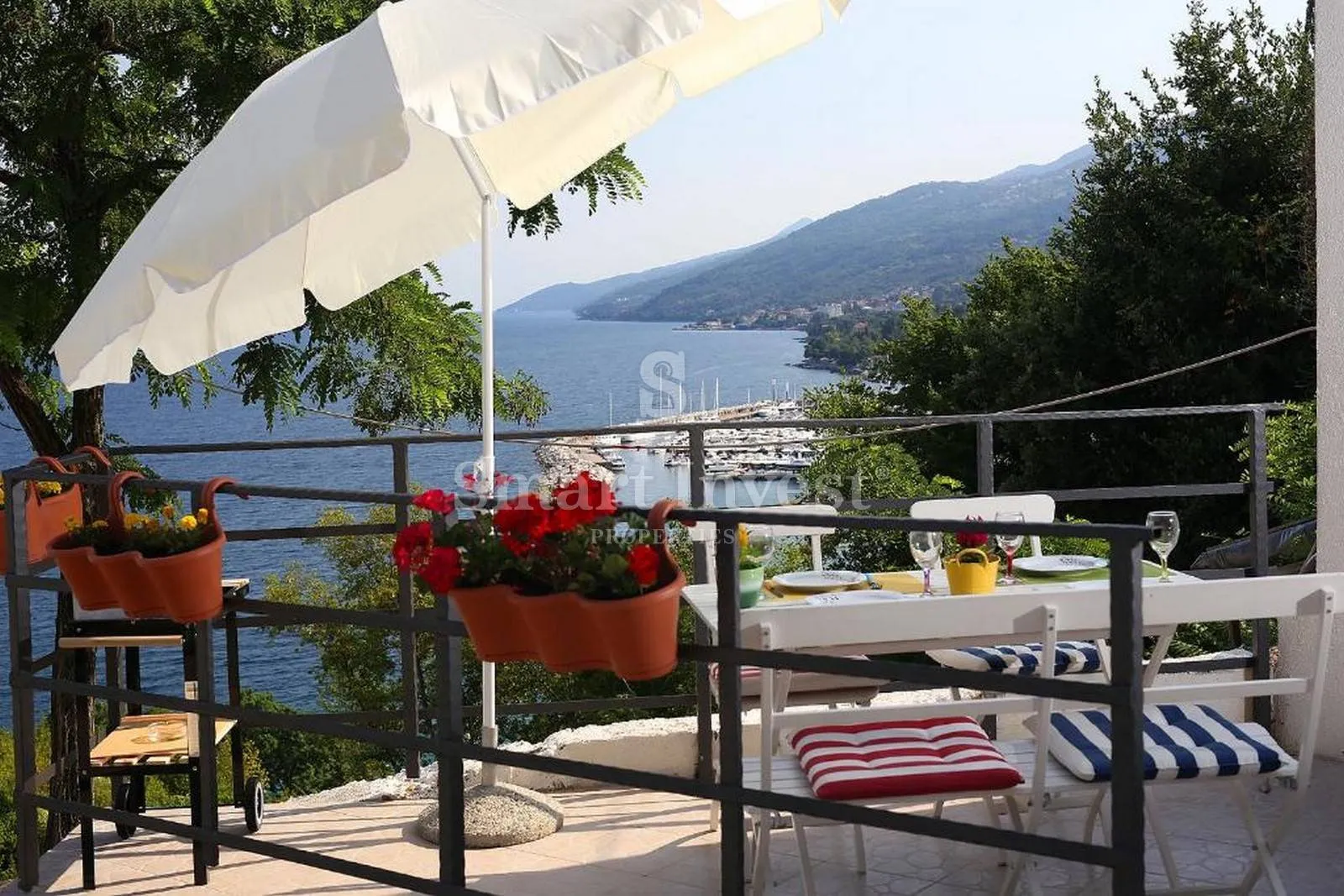 opatija, prodaju se 2 stana + apartman, ukupne površine 290 m2 - slika 2