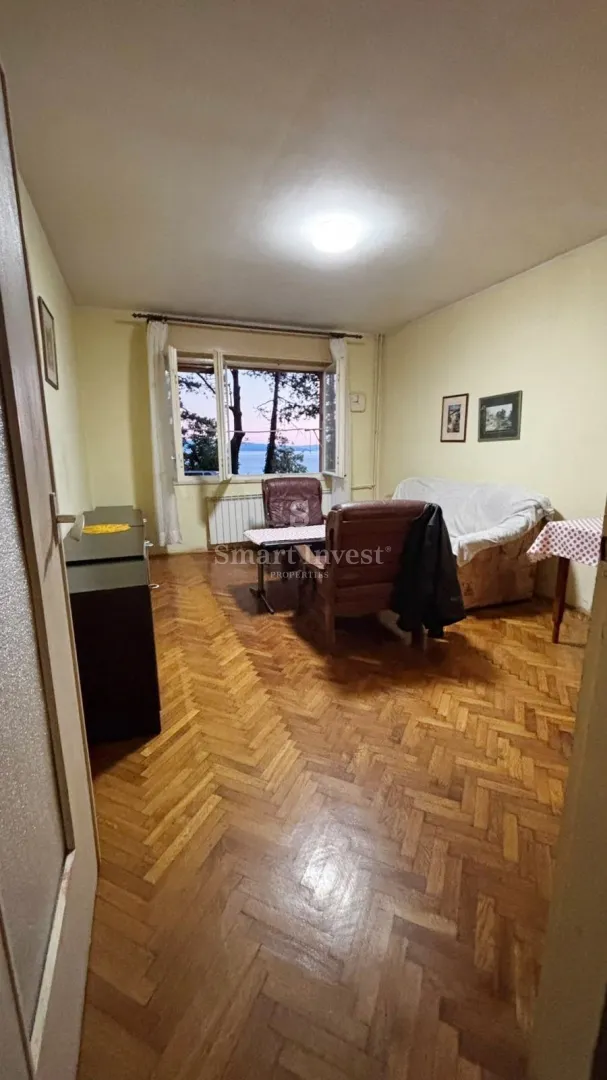 gornja vežica, stan 2s+db s pogledom na more, za adaptaciju - slika 2