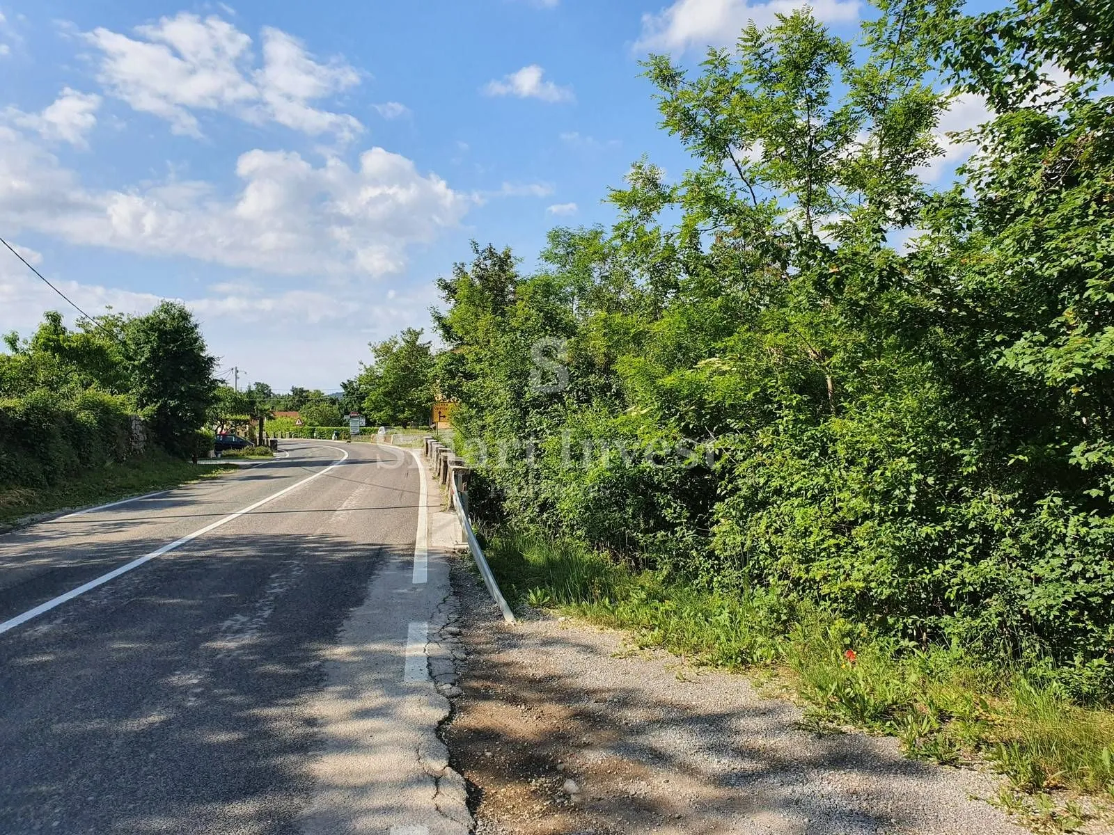 MATULJI - PERMANI, zemljište od 6.422 m2 s građevinskom dozvolom za gradnju hale! - Permani, Matulji