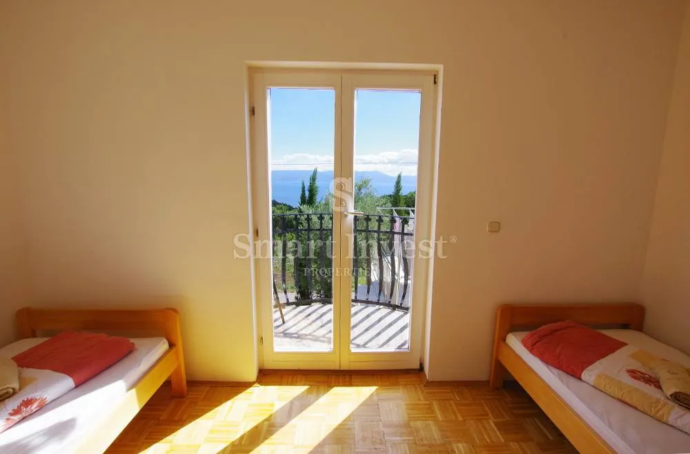 istra, kuća 450 m2 - 8 apartmana, bazen i pogled na more! - slika 24