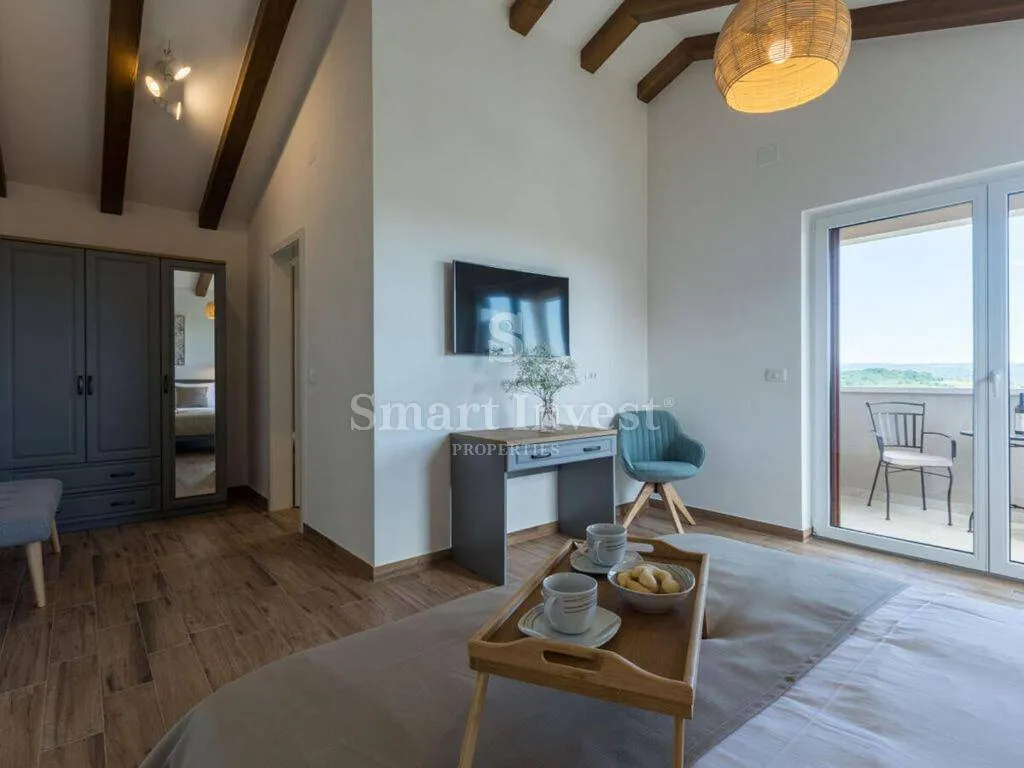 buje, kamena villa s bazenom i pogledom na more - slika 18