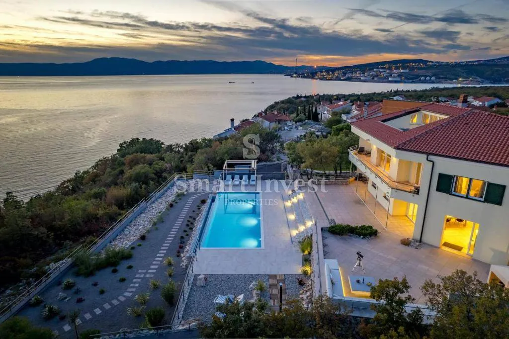 kraljevica, moderna villa s bazenom i pogledom na more - slika 7