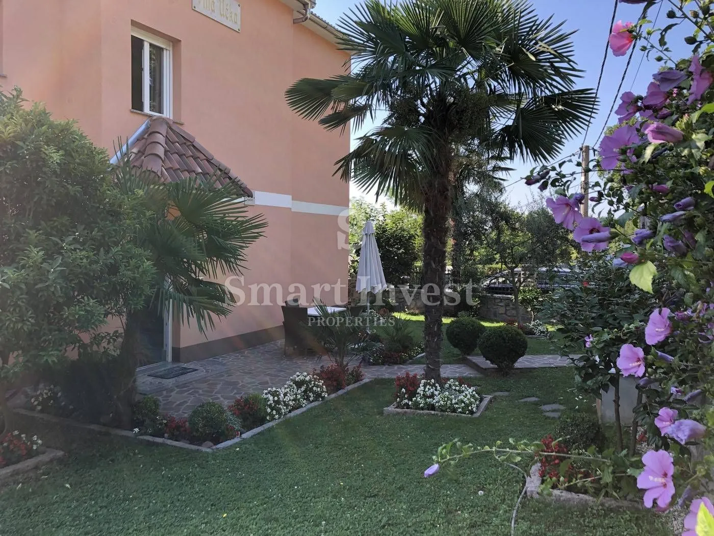 oprić, prekrasna apartmanska kuća 450 m2, s balkonima, terasama, pogledom na more i bazenom - slika 5