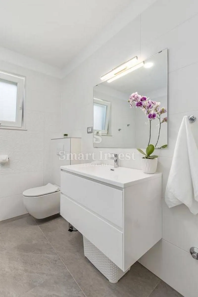 pobri, kuća od 200 m2 s bazenom i okućnicom od 750 m2 - slika 17