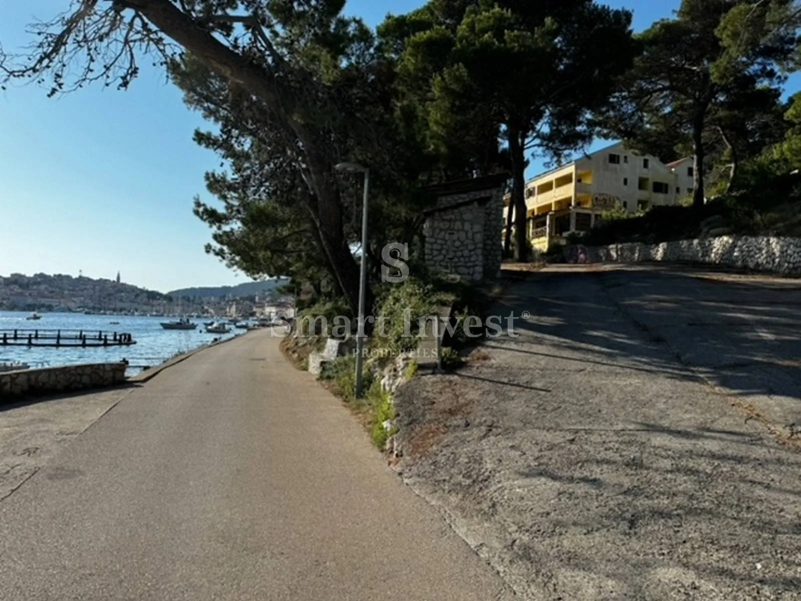 mali lošinj, zgrada i građevinsko zemljište prvi red uz more - slika 15