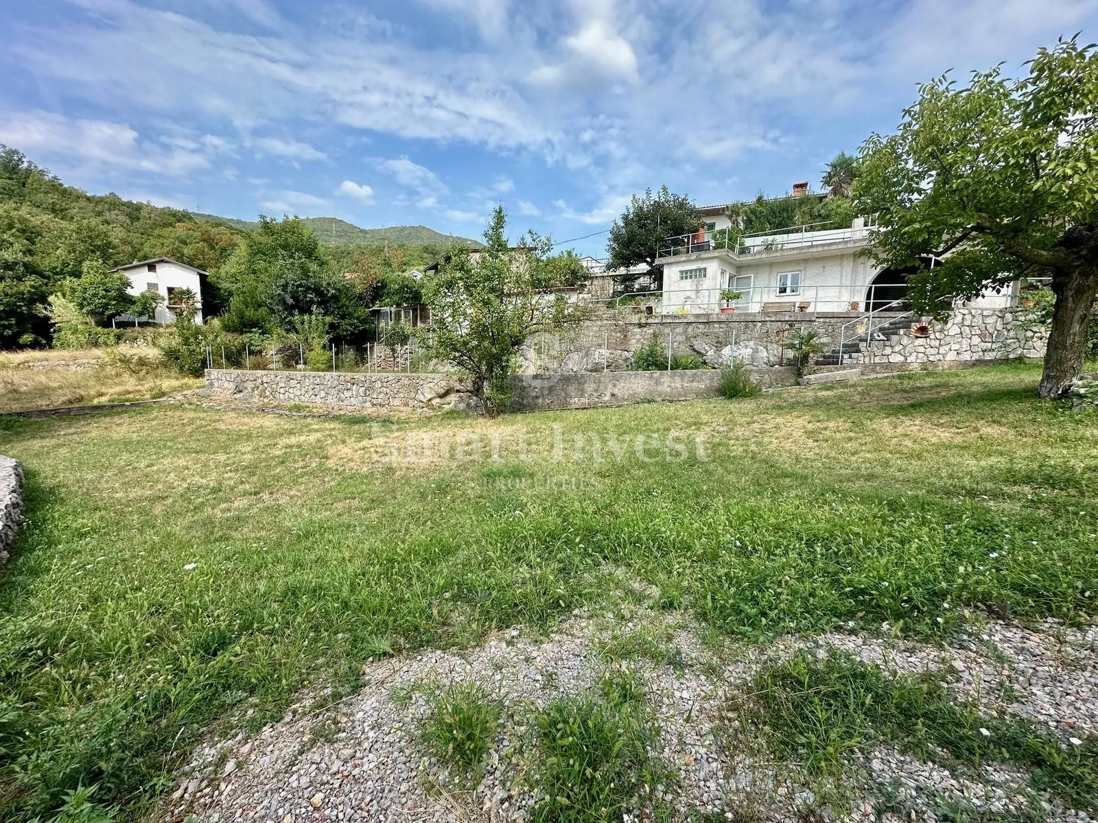 POBRI, zemljište od 615 m2 s djelomičnim pogledom na more - Pobri, Opatija