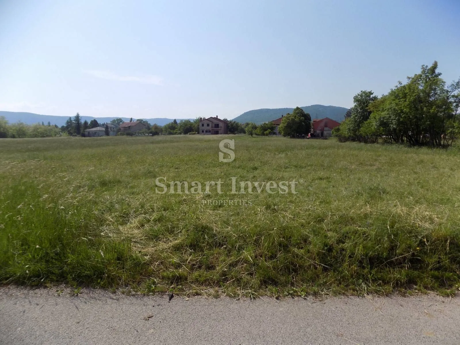 dražice, iznajmljuje se građevinski teren od 2000 m2 - slika 2