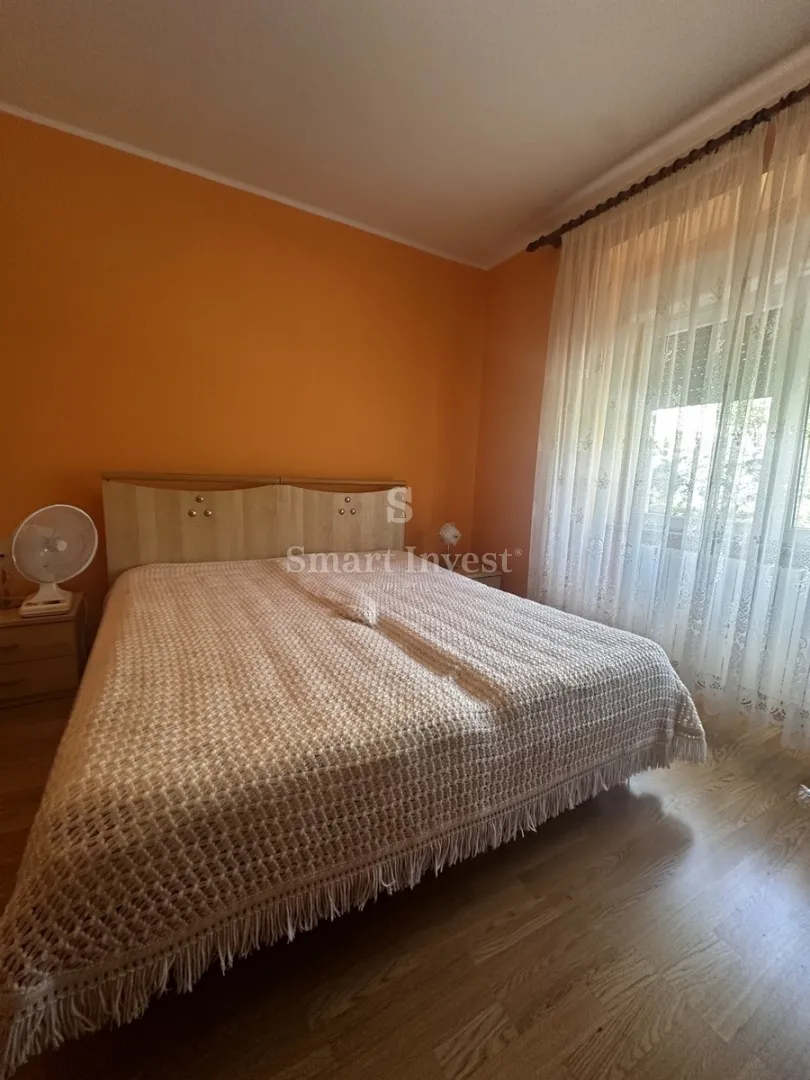 matulji - rukavac, samostojeća kuća s 3 stana i pogledom! - slika 7