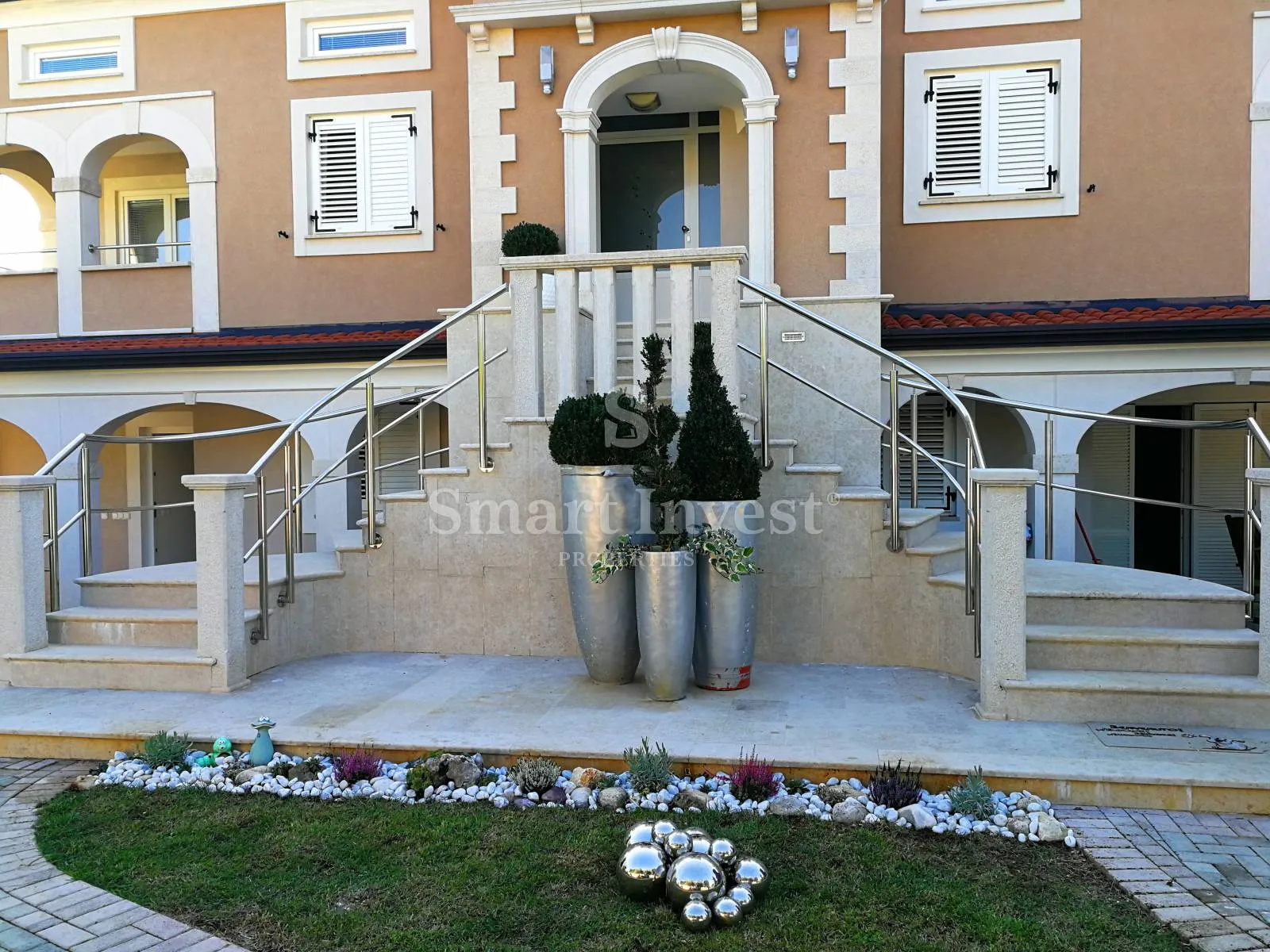 funtana, prekrasna vila s bazenom i 10 apartmana u blizini mora! - slika 12