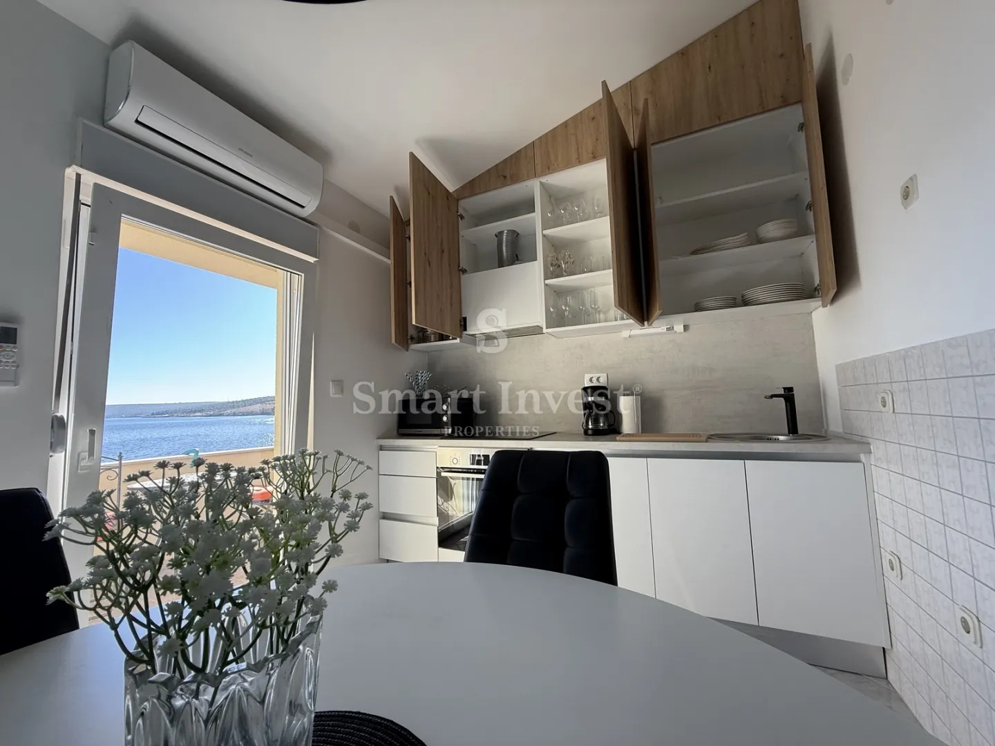 zadar - posedarje, novouređena kuća 5 m od mora! - slika 10