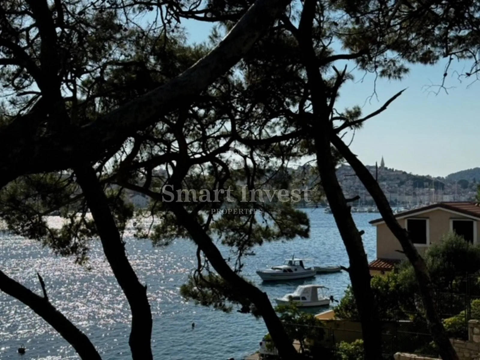 mali lošinj, zgrada i građevinsko zemljište prvi red uz more - slika 12