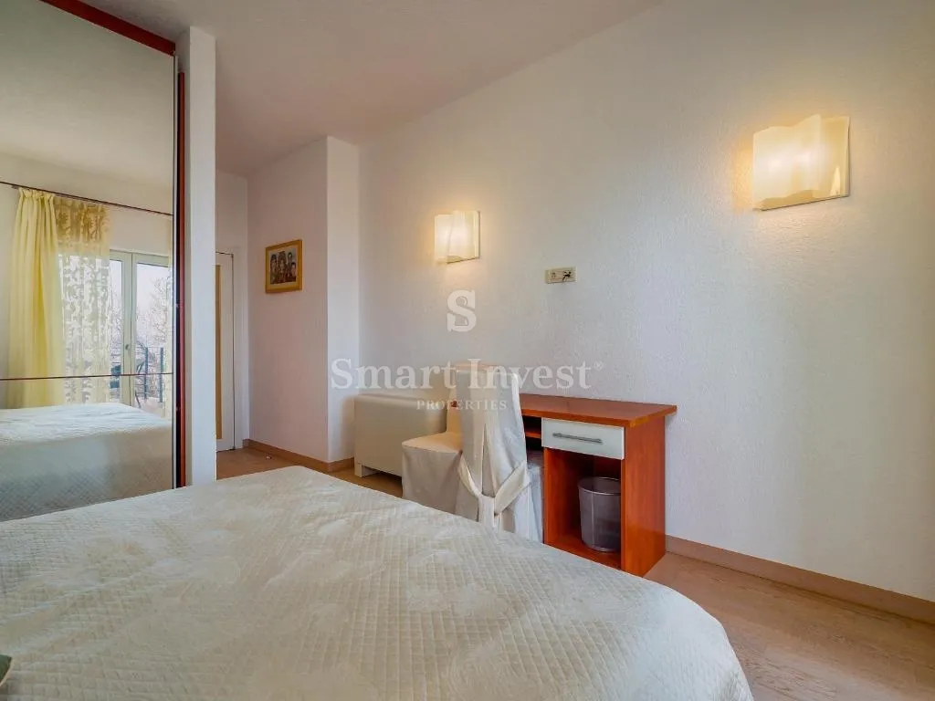 mošćenička draga, vila uz more s 6 apartmana i velikom okućnicom - slika 26