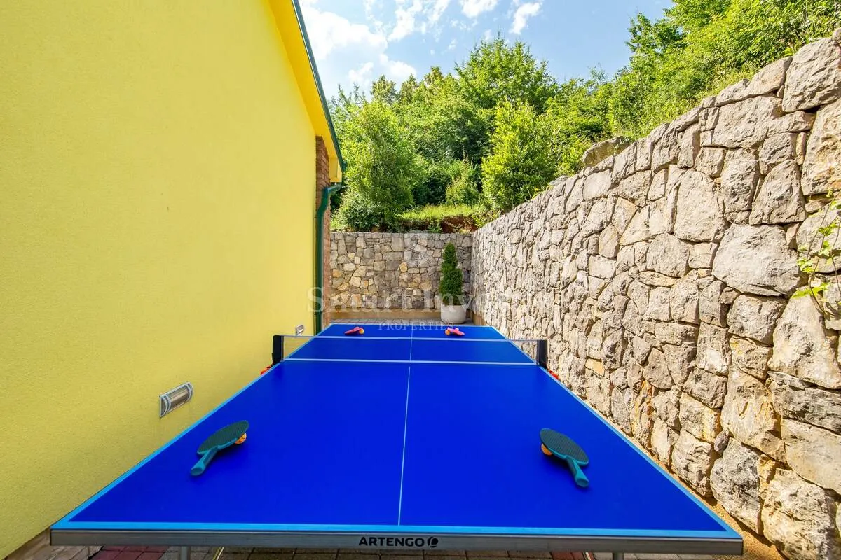 opatija okolica, prekrasna vila s bazenom i pogledom na more u mirnom okuženju, prodaja - slika 31