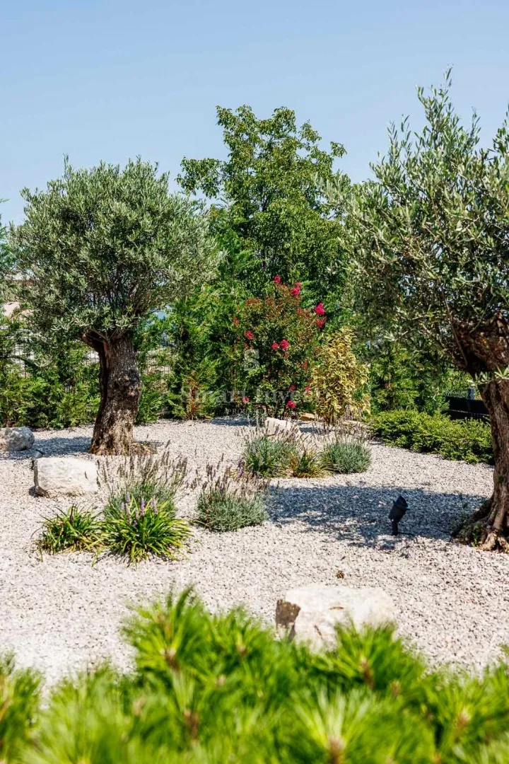 opatija okolica - bregi, vila s prekrasnim pogledom! - slika 12