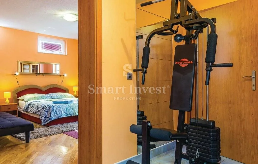 opatija, vila 460 m2 na izdvojenoj lokaciji nedaleko mora! - slika 30