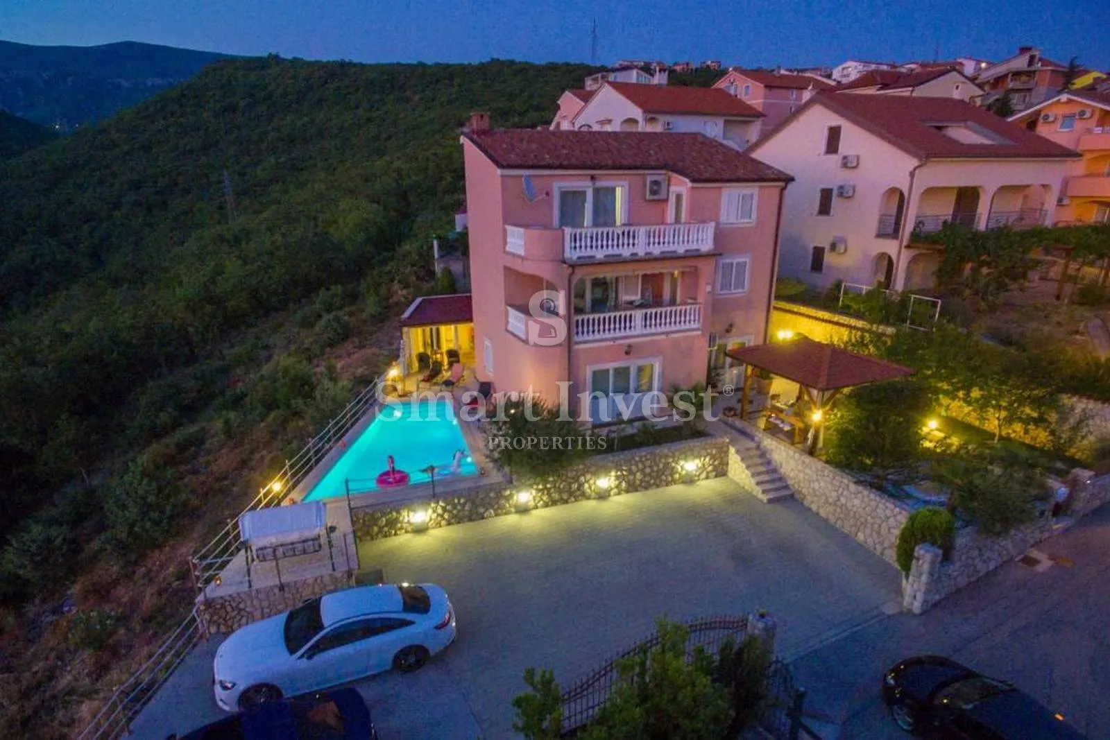 crikvenica, kuća od 440 m2 s 3 stana i bazenom - slika 7