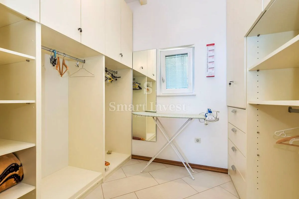opatija, luksuzan penthouse drugi red do mora, s okućnicom - slika 22