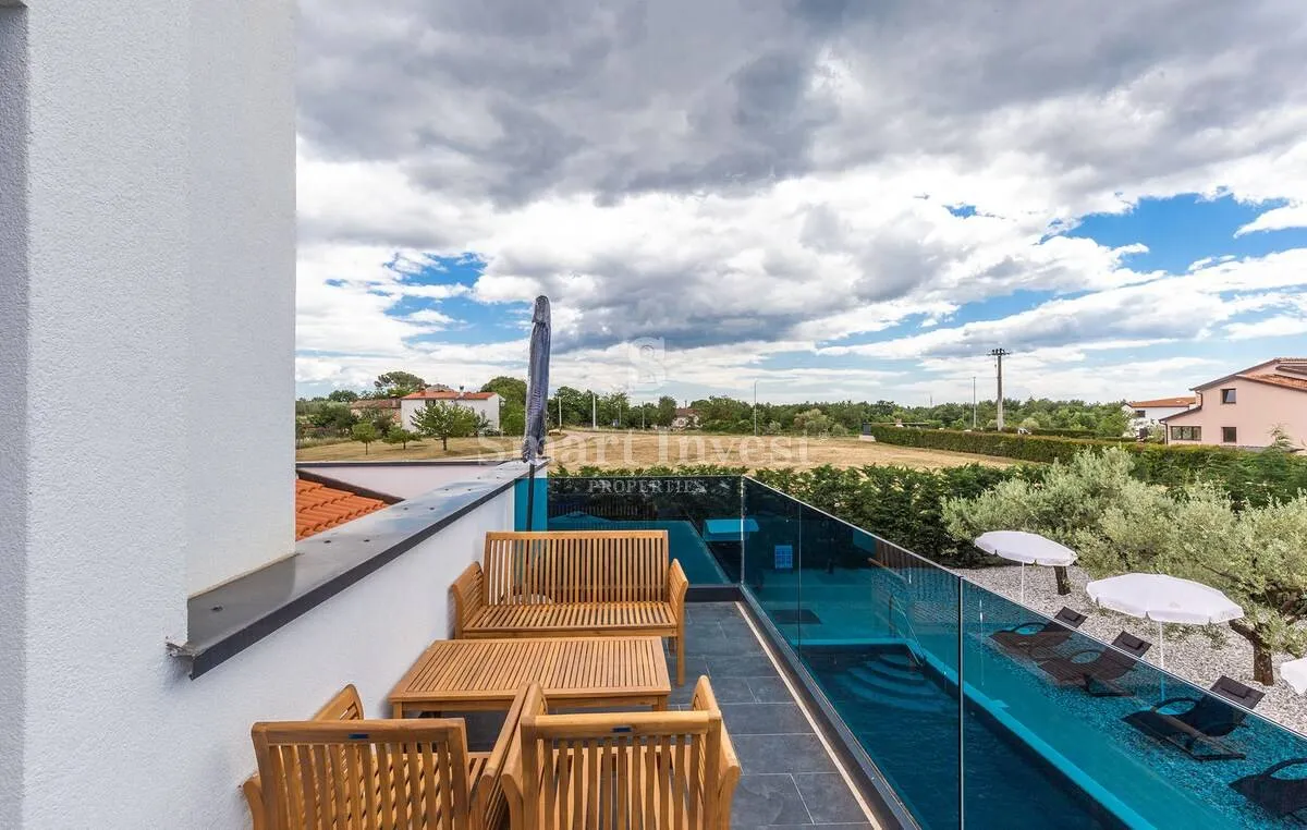 poreč, vila s bazenom, wellnessom i pogledom na more - slika 35