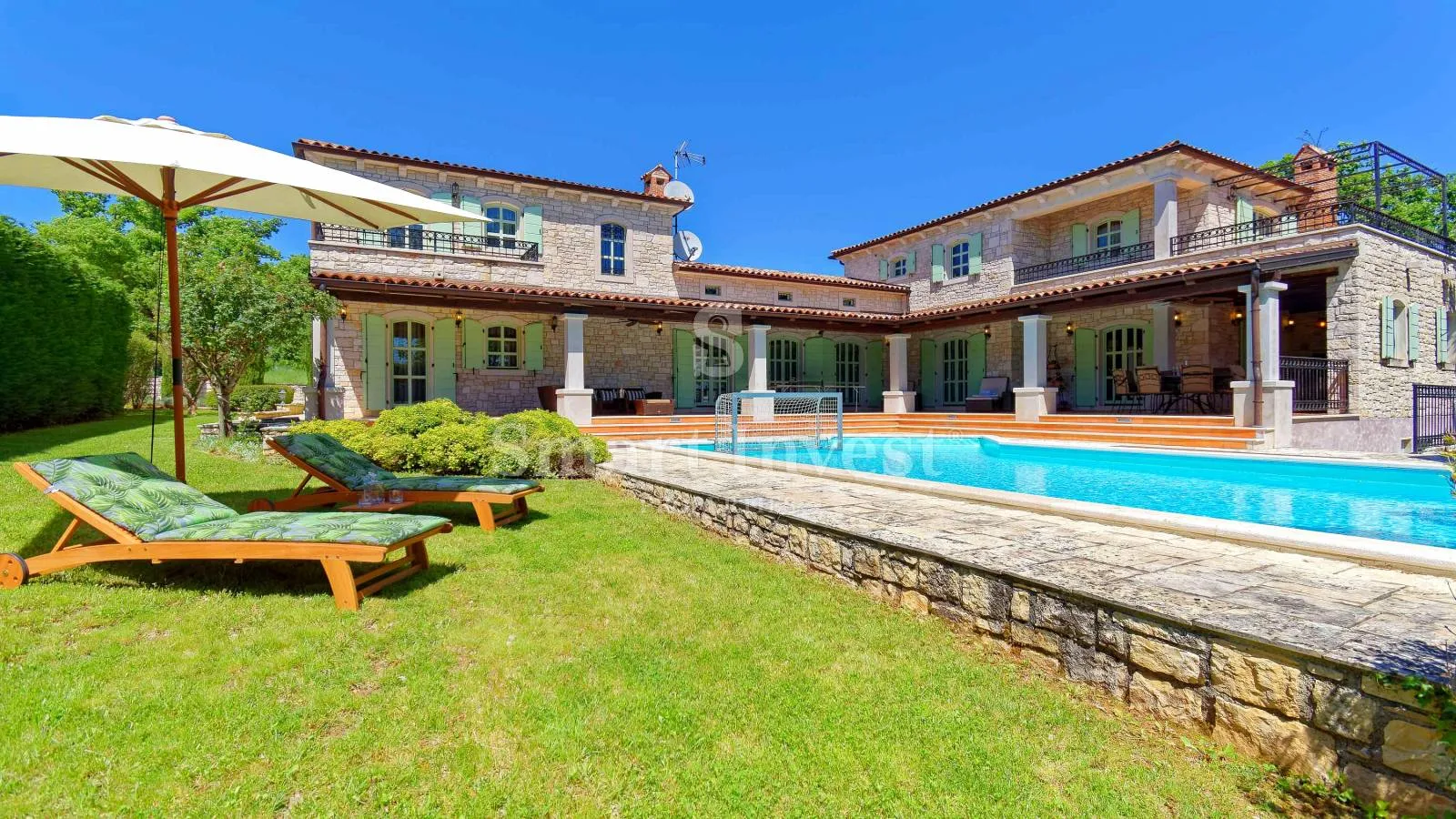 poreč, raskošna kamena vila s bazenom, konobom i saunom - slika 4