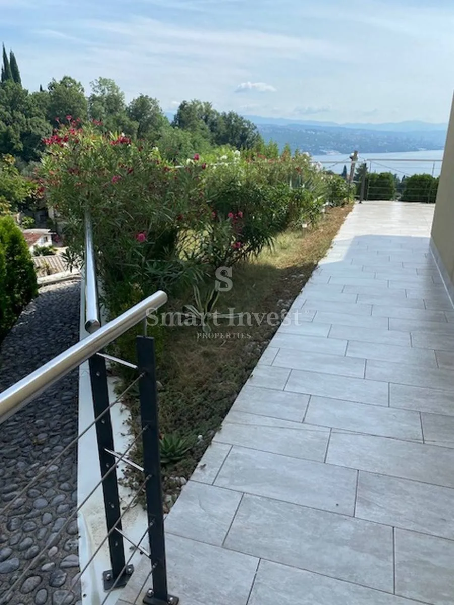 opatija, vrhunski uređen stan za najam od 114,40 m2 3s+db - slika 13
