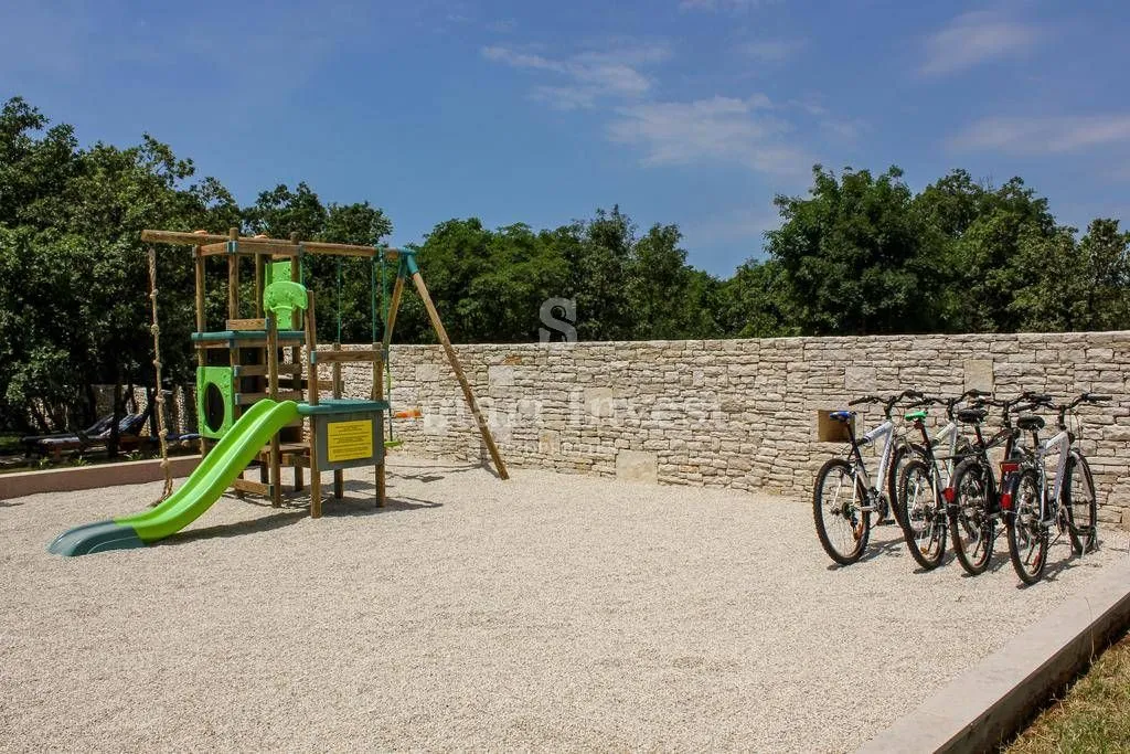 istra, prekrasna kuća s bazenom za 10-12 osoba na 2000 m2 - slika 23