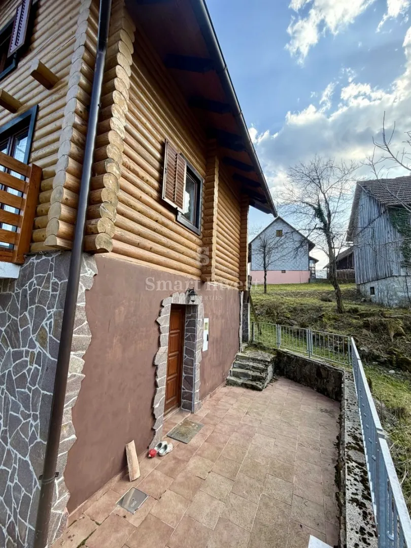 delnice, šarmantna drvena kuća okružena prirodom - slika 5
