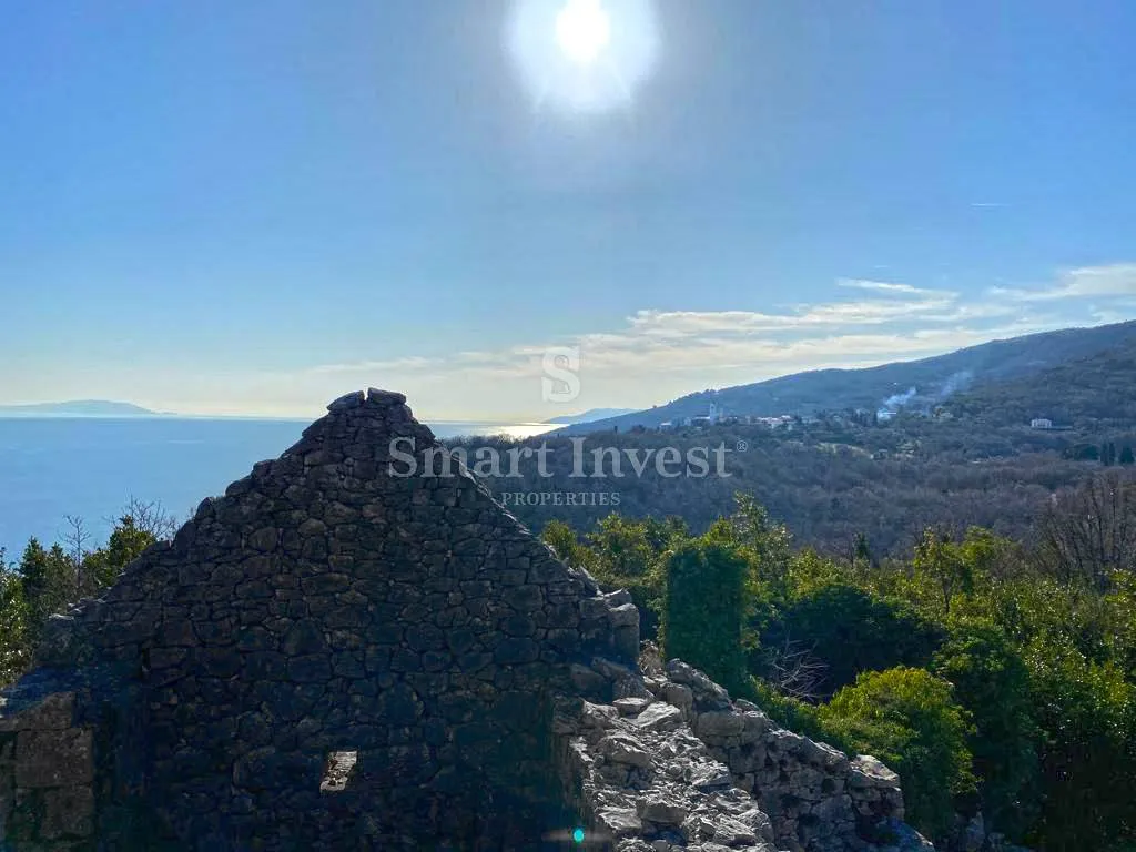 OPATIJSKA RIVIJERA, teren od 3.282 m2 sa 7 starina i projektom, pogled na more - Brseč, Mošćenička Draga