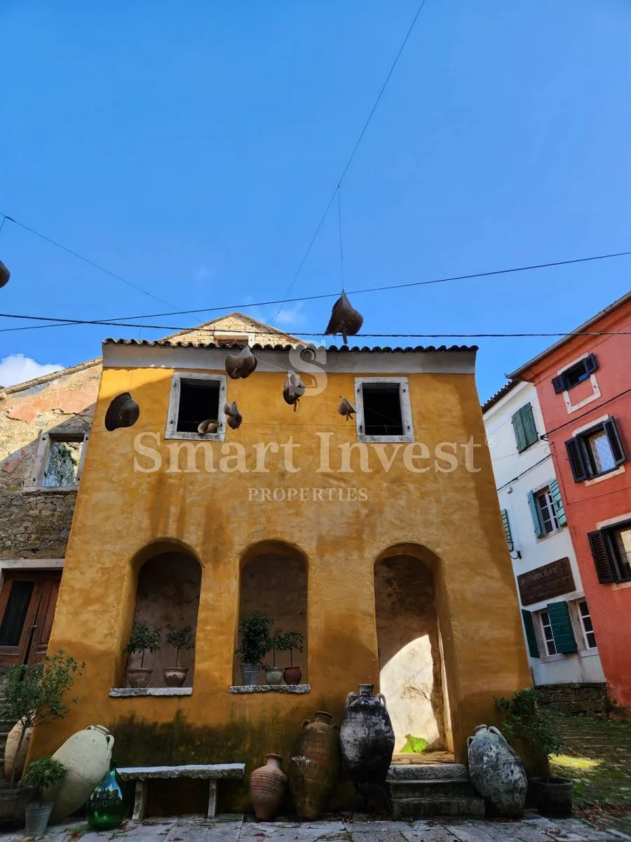 OPRTALJ, kuća za renovaciju u starogradskoj jezgri