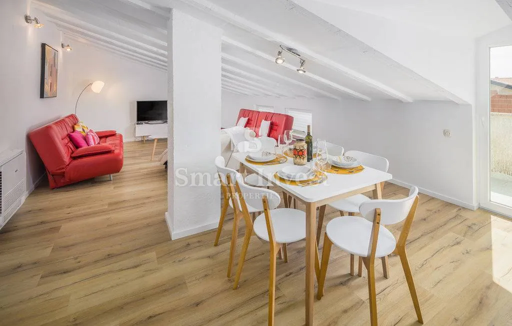 poreč, postrana kuća sa 3 apartmana i bazenom, 4 km od mora - slika 36