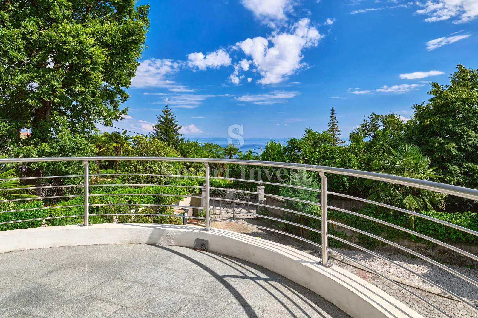 opatija, vila s pogledom na more i velikom okućnicom - slika 2