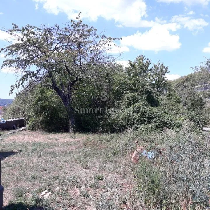 VIŠKOVO, građevinsko zemljište u mirnom okruženju