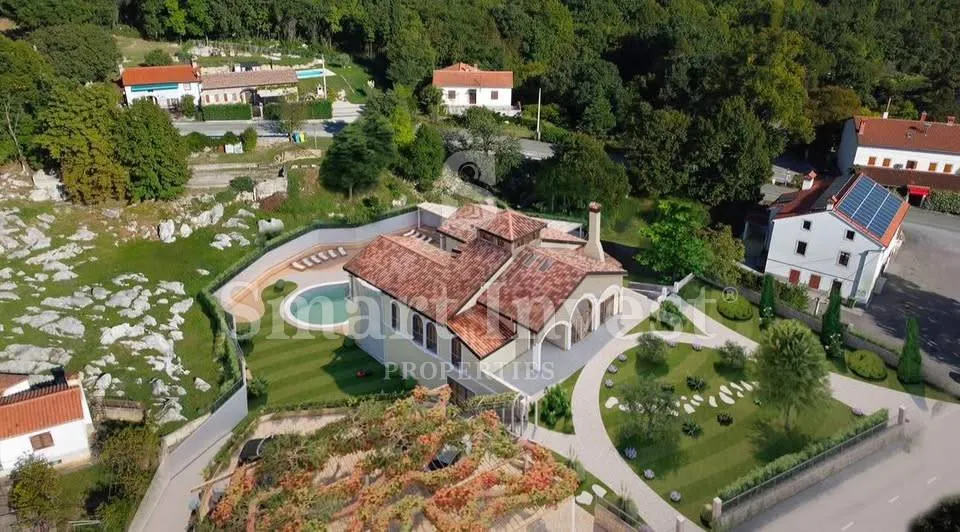 istra, započeta gradnja 440m2 s dozvolom, zemljište 1700m2 - slika 5
