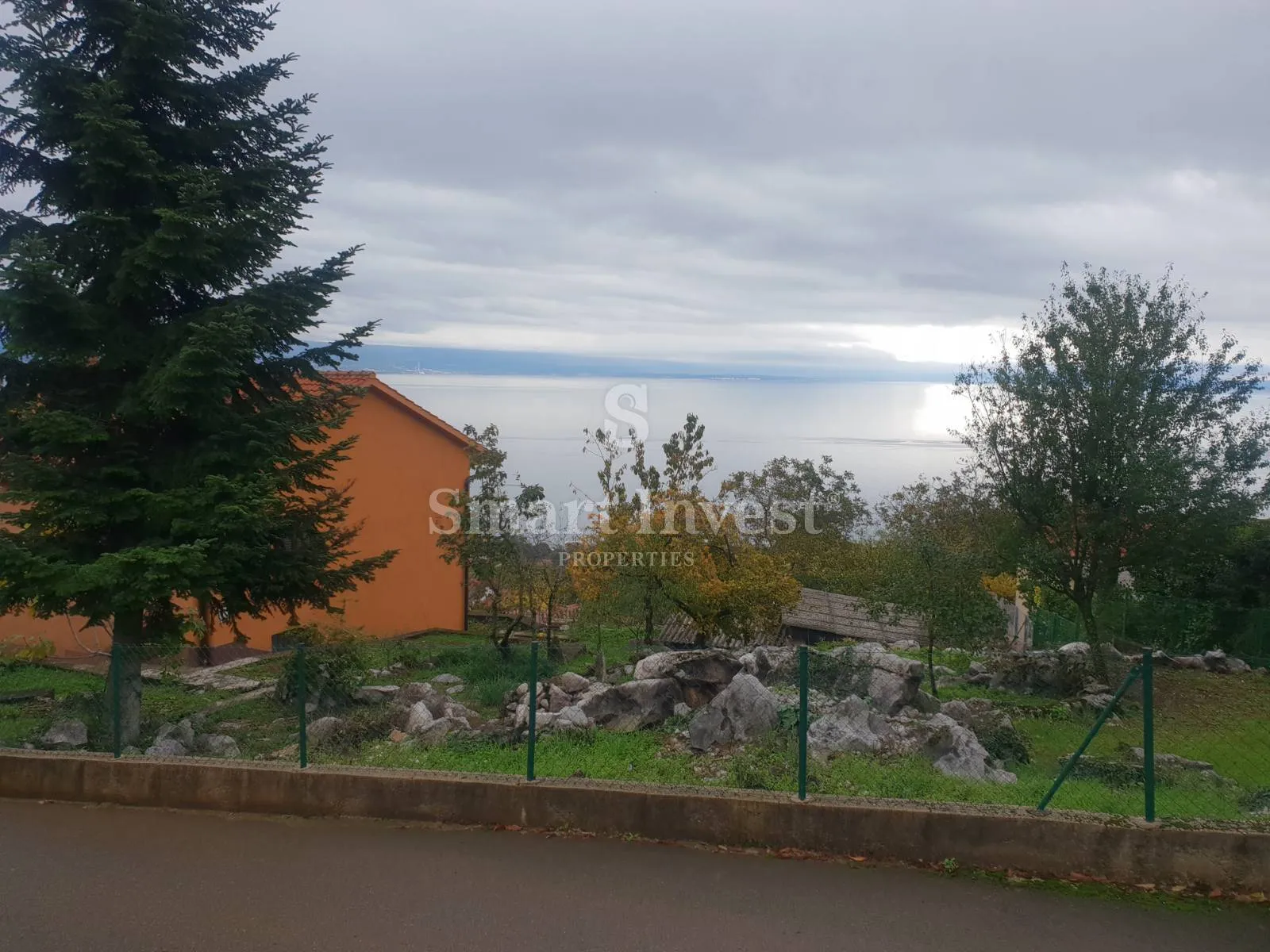 LOVRAN, građevinsko zemljište s pogledom na more - Dobreć, Opatija