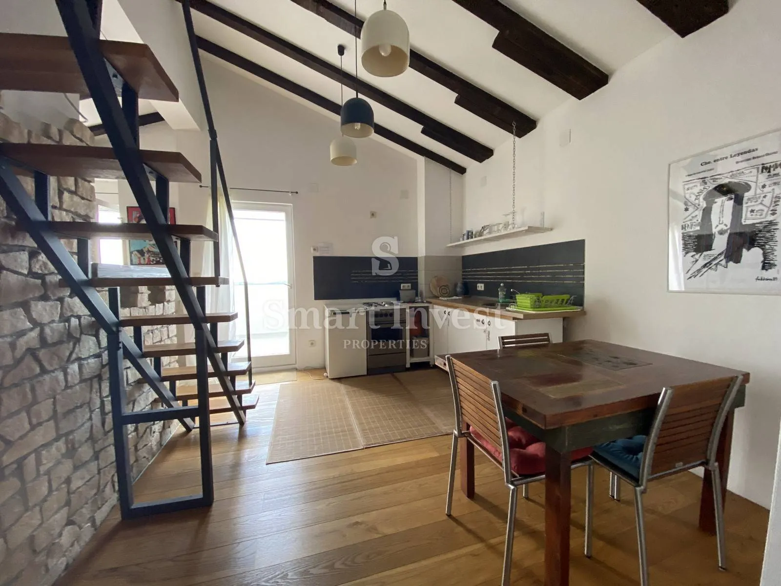 rovinj 7 km, pola kuće od 460 m2 - slika 23