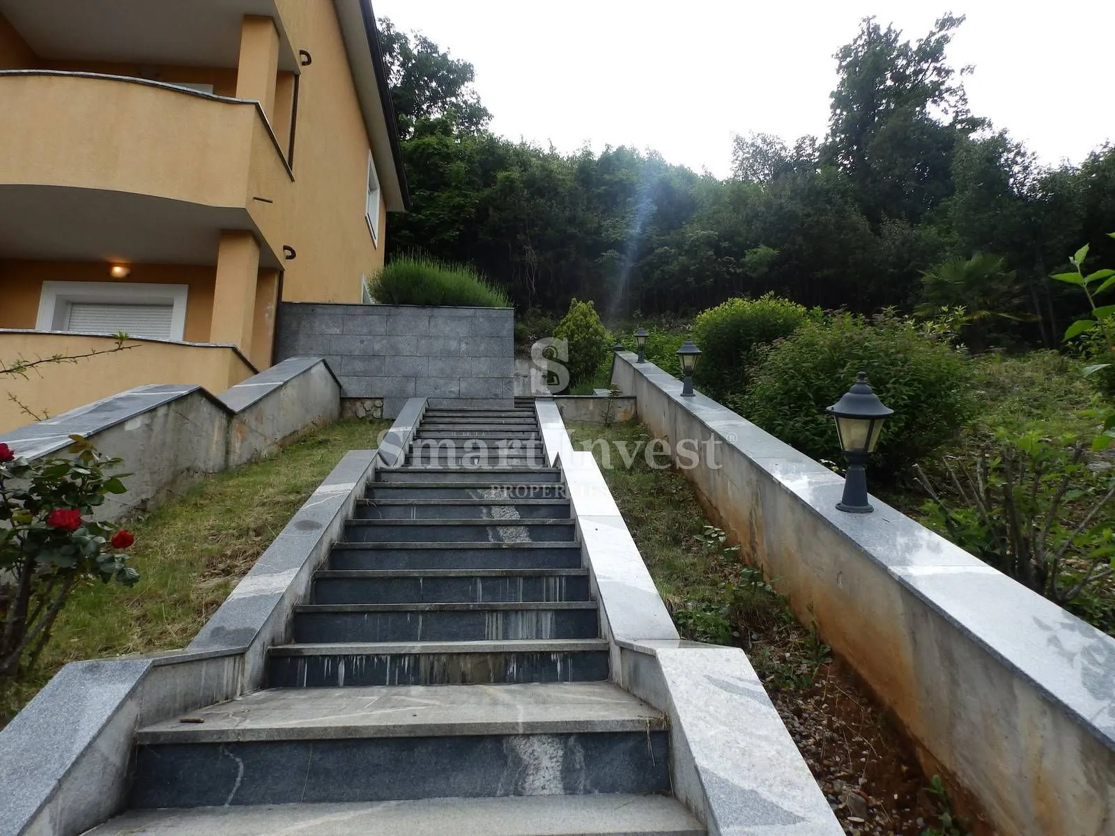 opatija, prodaje se vila sa 15 apartmana, 500 m od mora! - slika 31