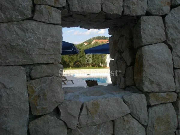 rab, apartmanska kuća sa bazenom i pogledom na more - slika 11