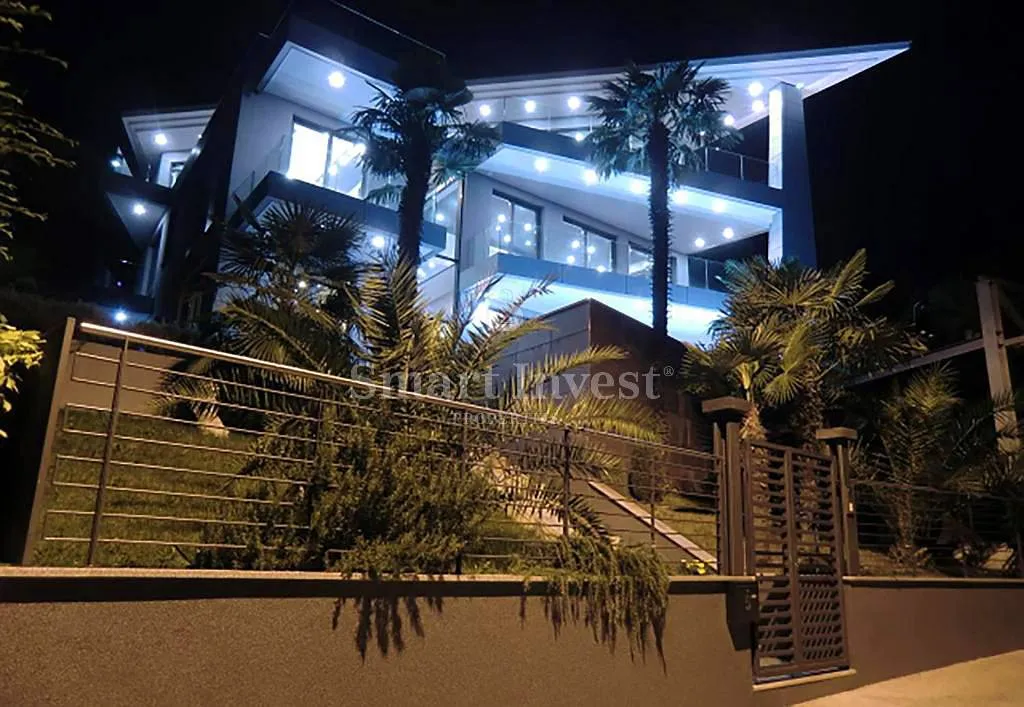 opatija - centar, ekskluzivna vila s pogledom na more, 100 m od mora! - slika 36