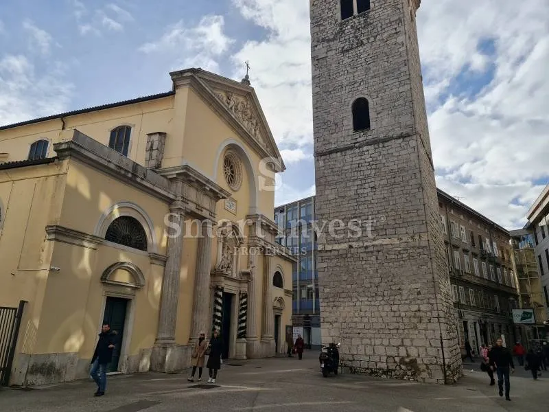 rijeka - centar, poslovna zgrada od 3.200 m2 - slika 4
